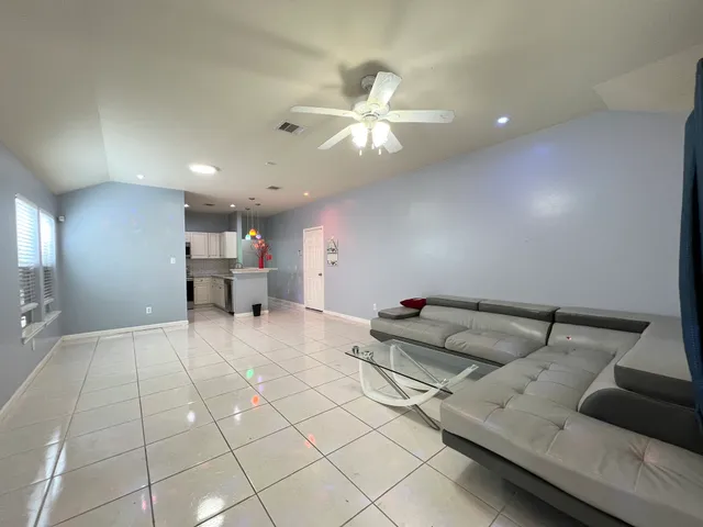 $1,700 | 12746 Wisteria Park Drive, Houston, TX 77072