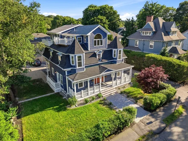 $1,995,000 | 10 Washington Park, Unit 1RIGHT, Newton, MA 02460