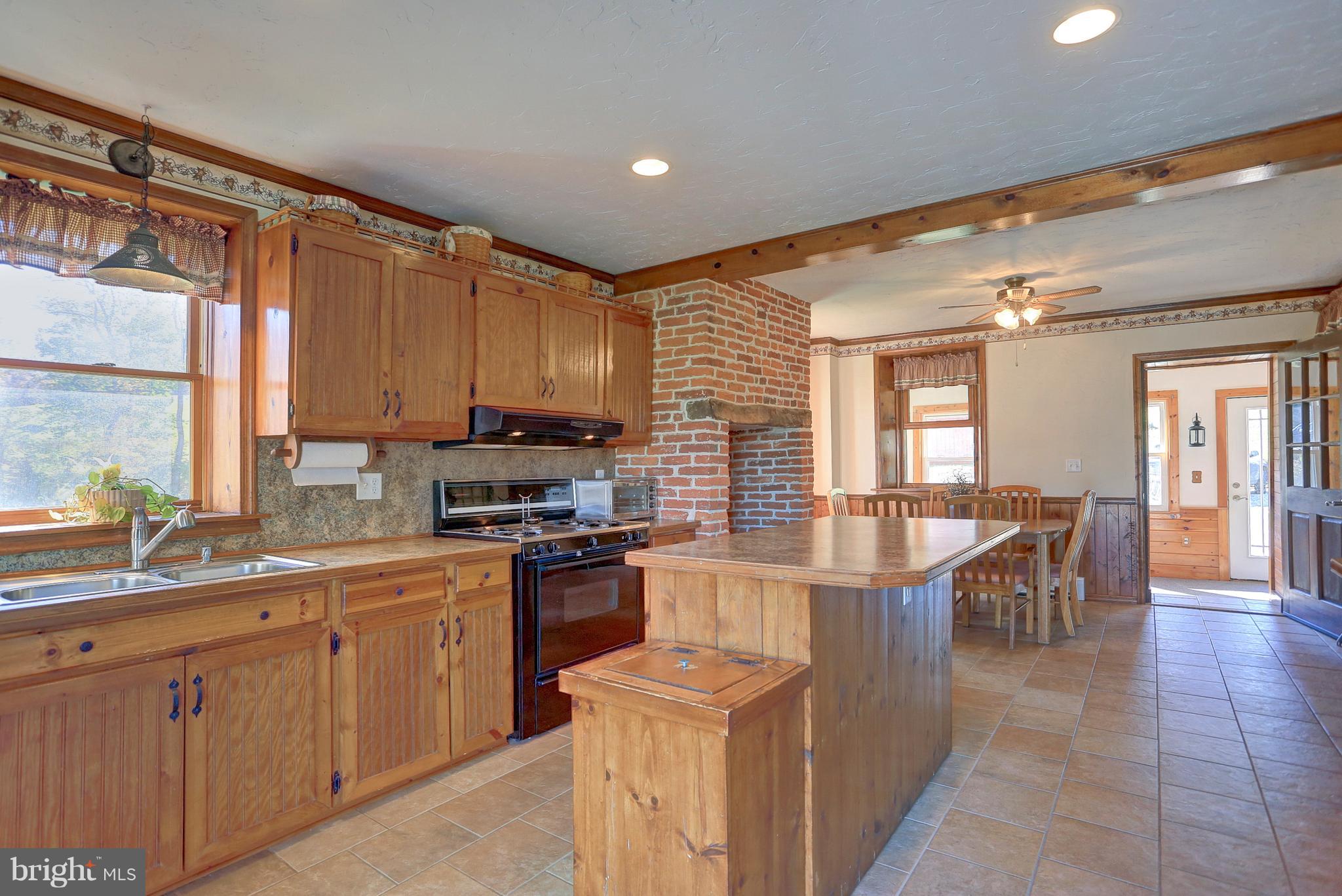 3159 Tunnel Hill Road York, PA 17408 - Photo 11 of 59 Gallery Image 11