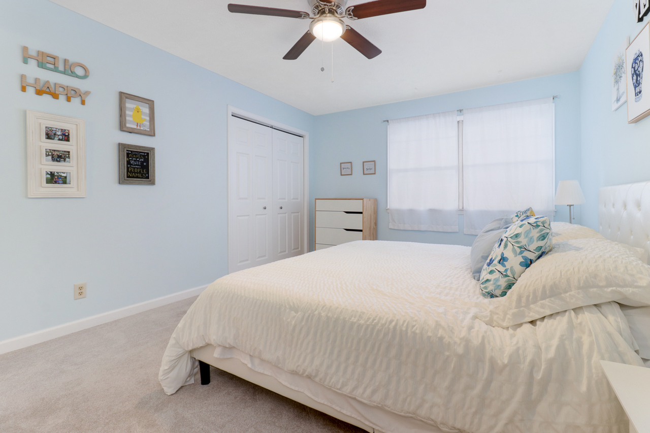 706 South Golfcrest Road, Unit 4 Normal, IL 61761 - Photo 12 of 24 Gallery Image 12