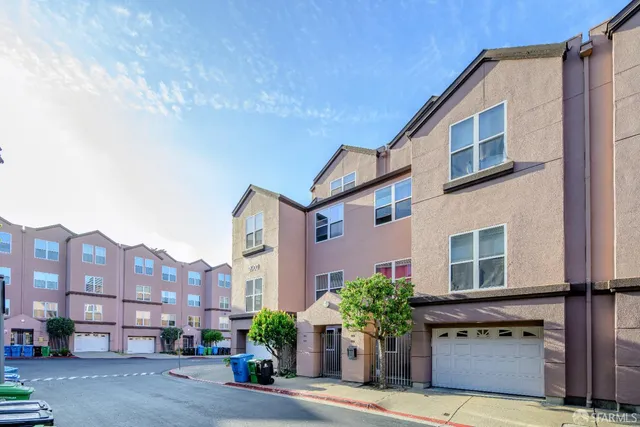 $820,000 | 103 Stoneridge Lane, Unit 2210, San Francisco, CA 94134
