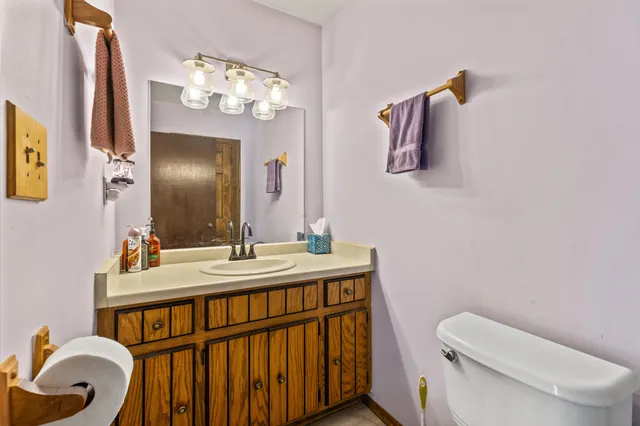 $259,900 | W144N4821 Stone Drive, Menomonee Falls, WI 53051