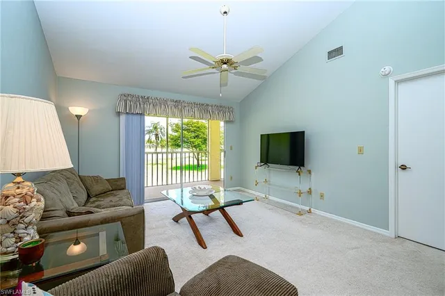 $1,900 | 2650 Kings Lake Boulevard, Unit 6202, Naples, FL 34112