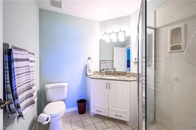 $1,900 | 2650 Kings Lake Boulevard, Unit 6202, Naples, FL 34112