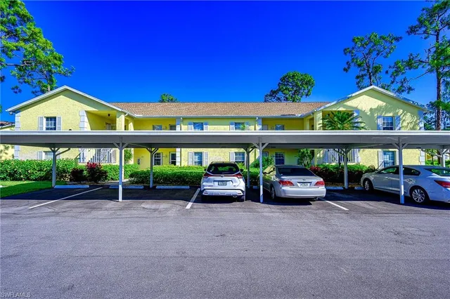 $1,900 | 2650 Kings Lake Boulevard, Unit 6202, Naples, FL 34112