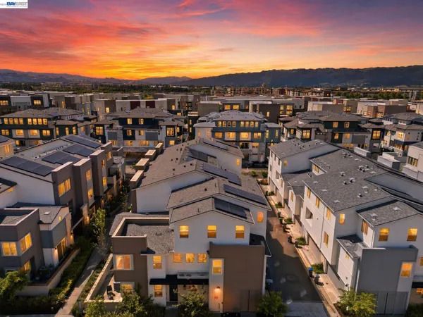 $1,299,990 | 5526 Silver Way, Dublin, CA 94568