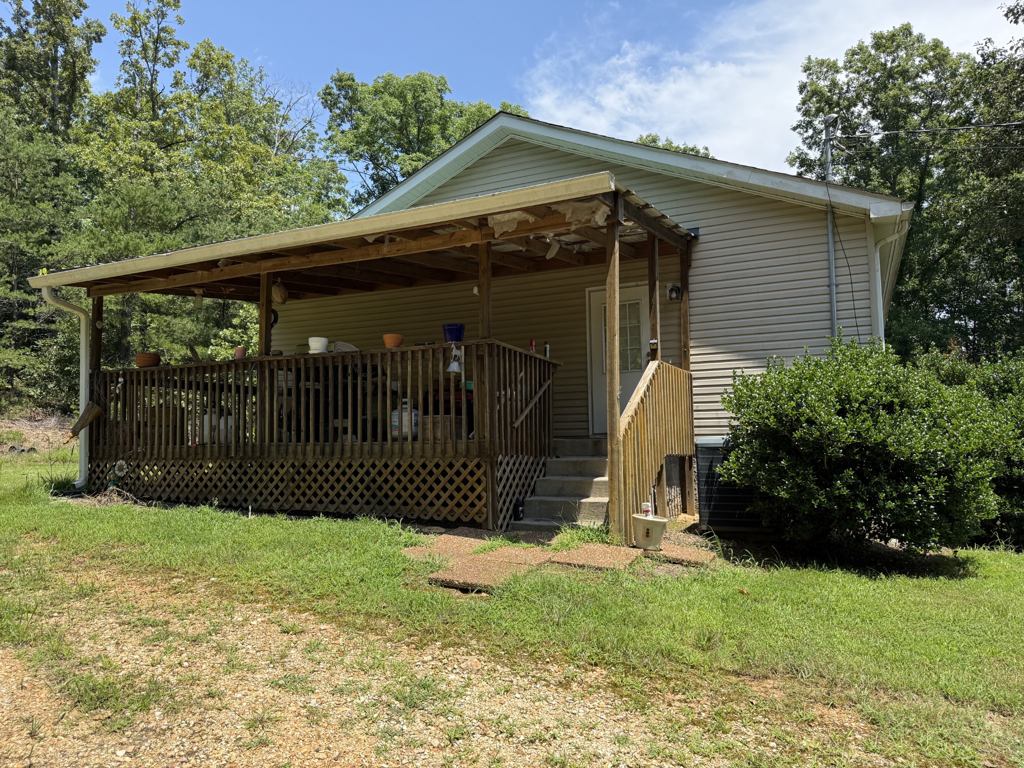 1640 Bucket Branch Road Waverly, TN 37185 - Photo 29 of 38 a view of a small house