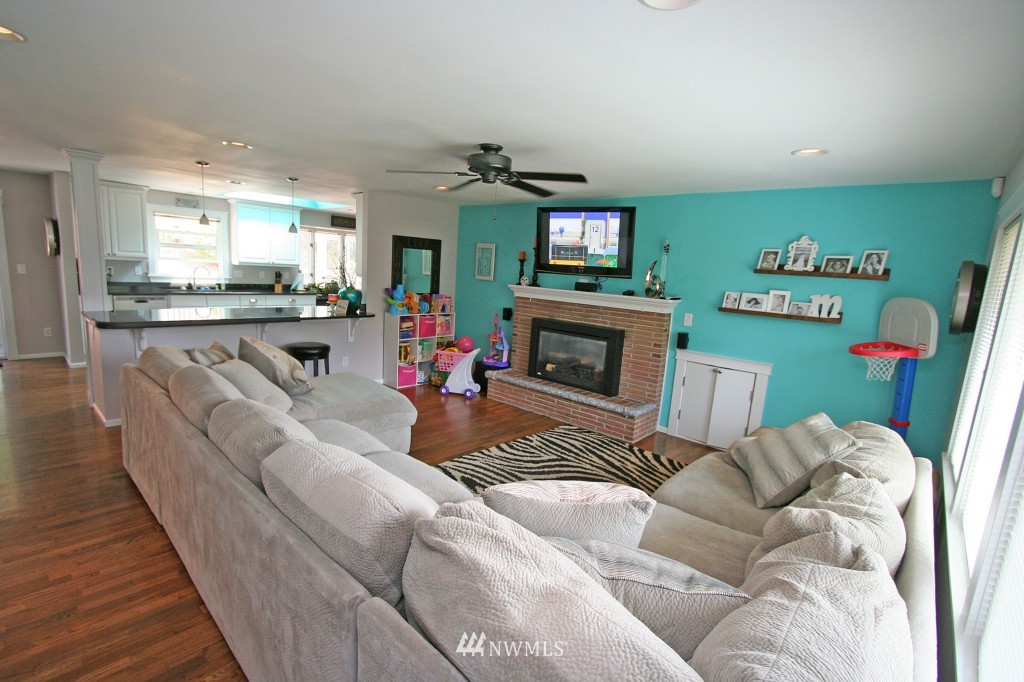 1202 East Racine Street Bellingham, WA 98229 - Photo 4 of 25 Gallery Image 4
