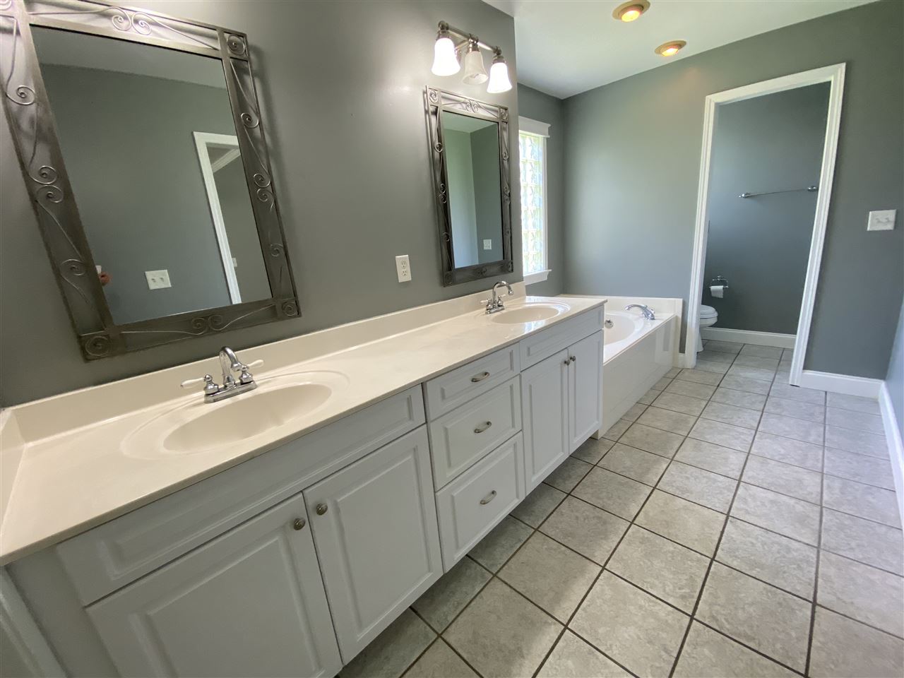 2420 Warren Road Oakland, TN 38060 - Photo 14 of 25 Gallery Image 14