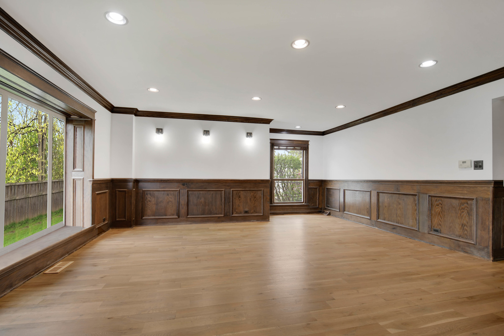 491 Old Surrey Road, Unit A Hinsdale, IL 60521 - Photo 4 of 32 Gallery Image 4