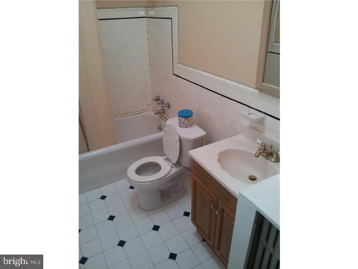 122 Laurel Road Sharon Hill, PA 19079 - Photo 16 of 17 Bathroom