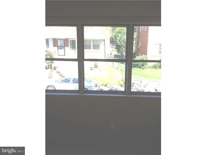 122 Laurel Road Sharon Hill, PA 19079 - Photo 3 of 17 Porch