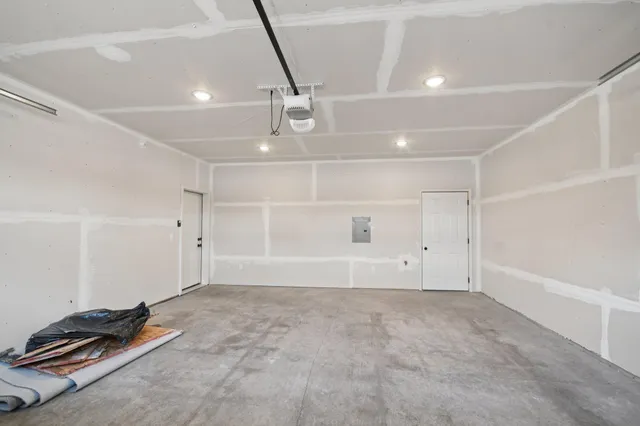 $2,595 | 4750 Ironwood Circle, Medina, MN 55359