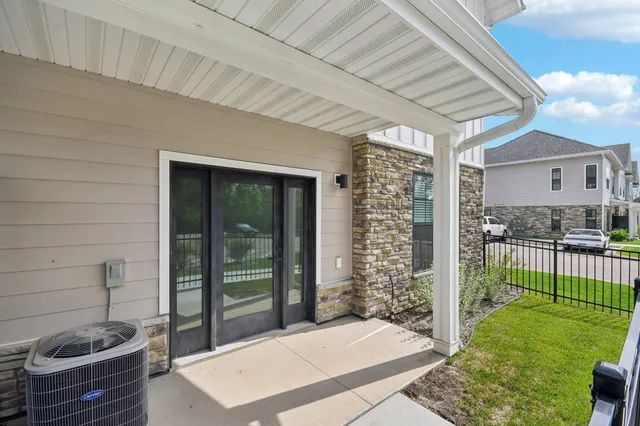 $2,595 | 4750 Ironwood Circle, Medina, MN 55359