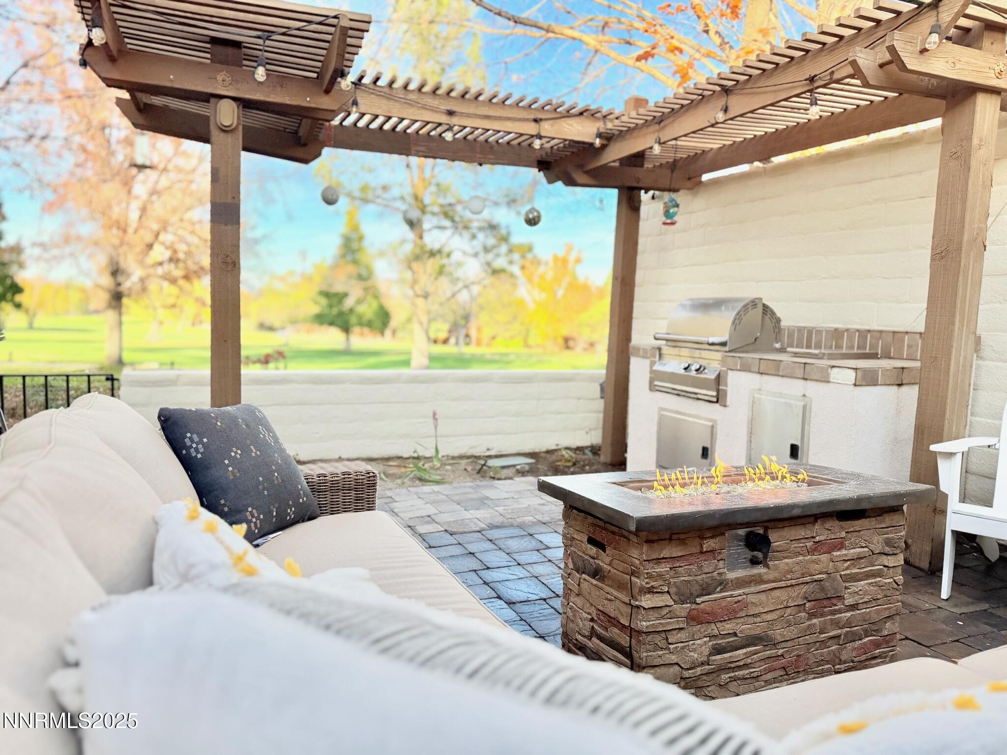 5012 Lakeridge Terrace East Reno, NV 89509 - Photo 38 of 49 a bed sitting in a bedroom next to a window