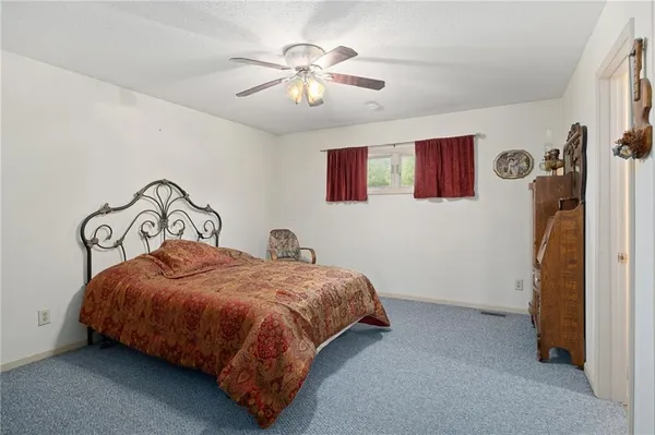 $275,000 | 2930 Southeast Mason Road, St. Joseph, MO 64507