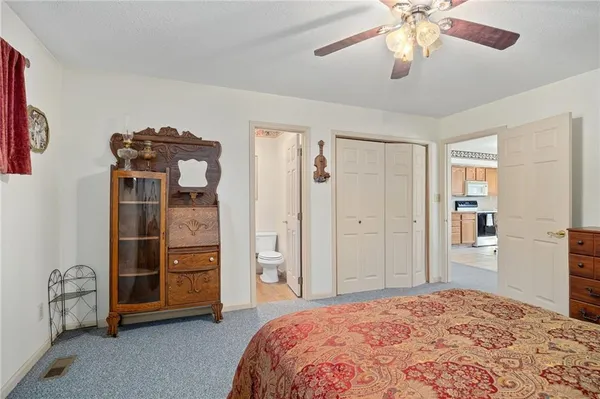 $275,000 | 2930 Southeast Mason Road, St. Joseph, MO 64507