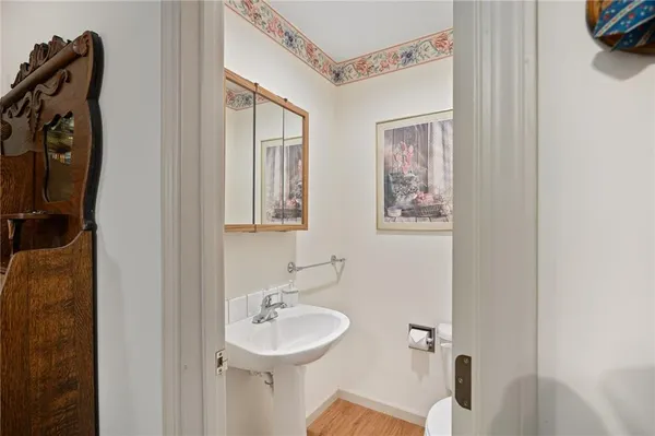 $275,000 | 2930 Southeast Mason Road, St. Joseph, MO 64507