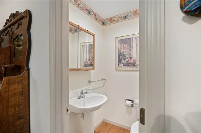 $399,900 | 2930 Southeast Mason Road, St. Joseph, MO 64507