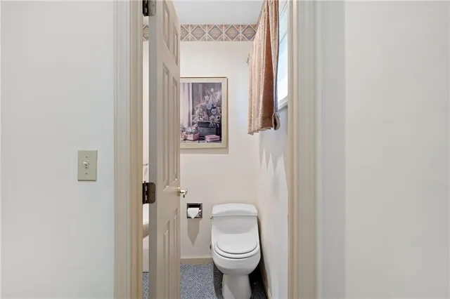 $399,900 | 2930 Southeast Mason Road, St. Joseph, MO 64507