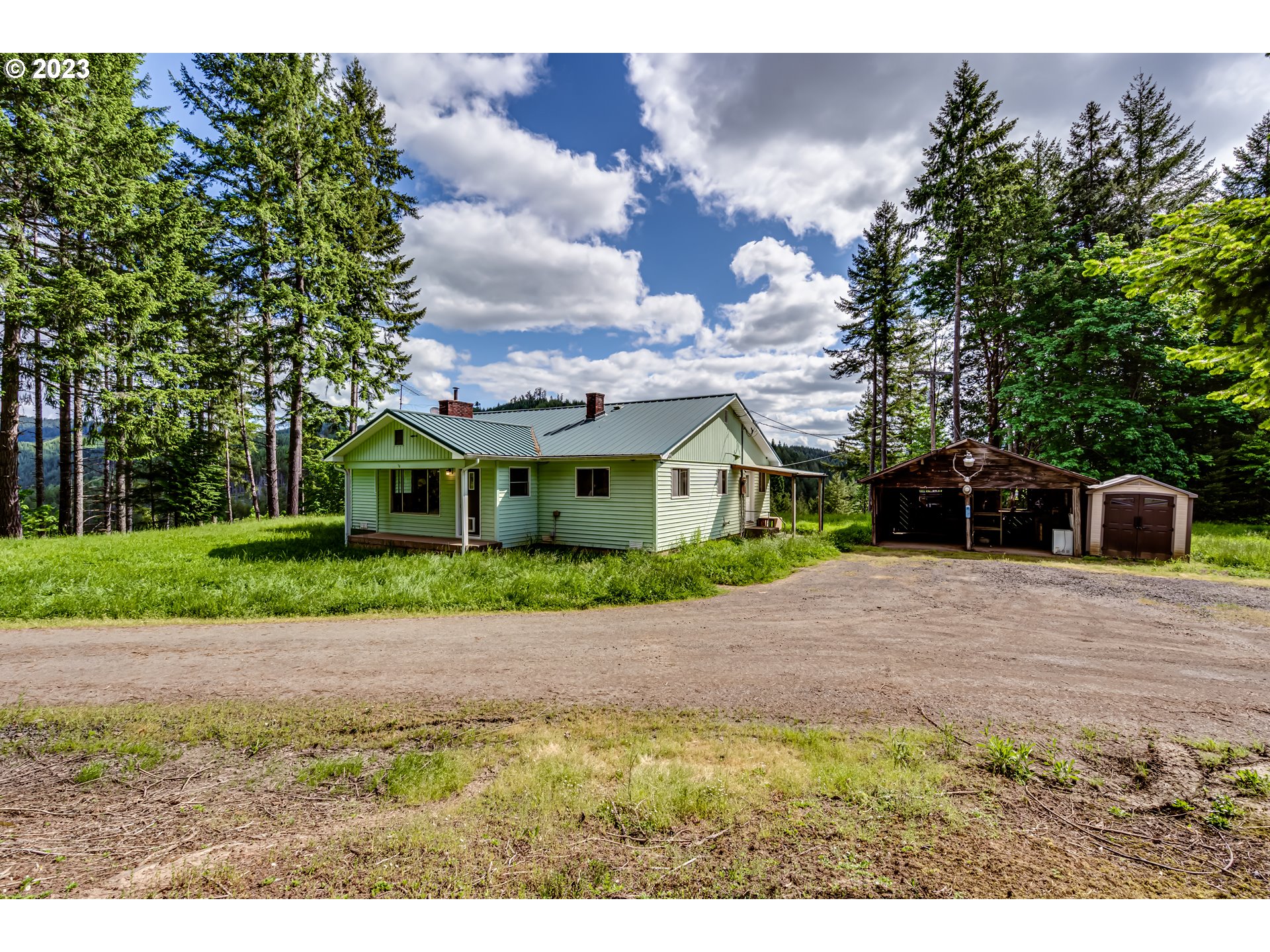 3693 Upper Smith River Road Drain, OR 97435 - Photo 3 of 25 Gallery Image 3