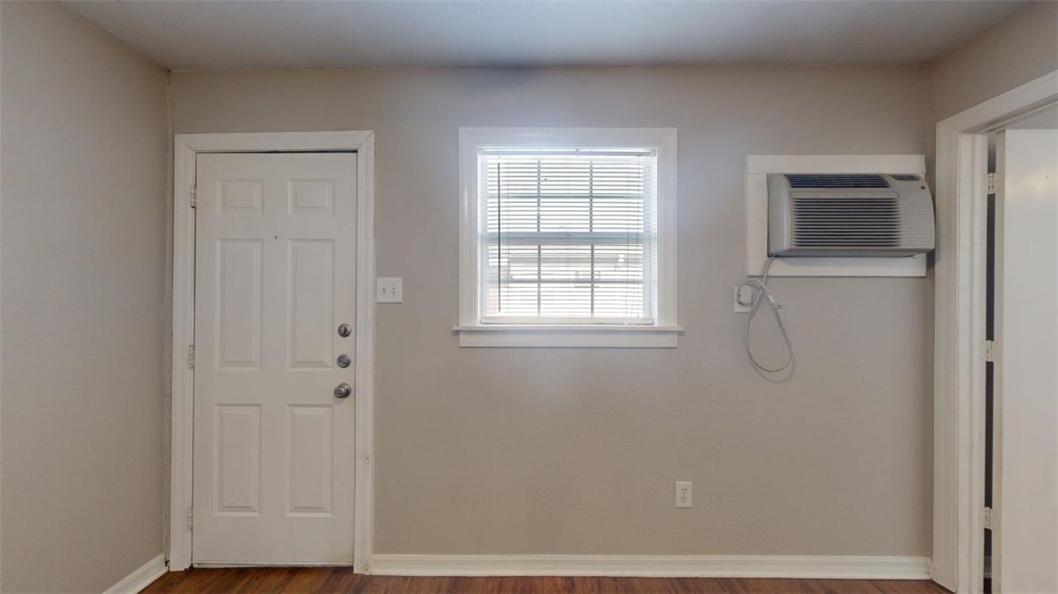 500 Foch Street, Unit 7 Bryan, TX 77801 - Photo 3 of 11