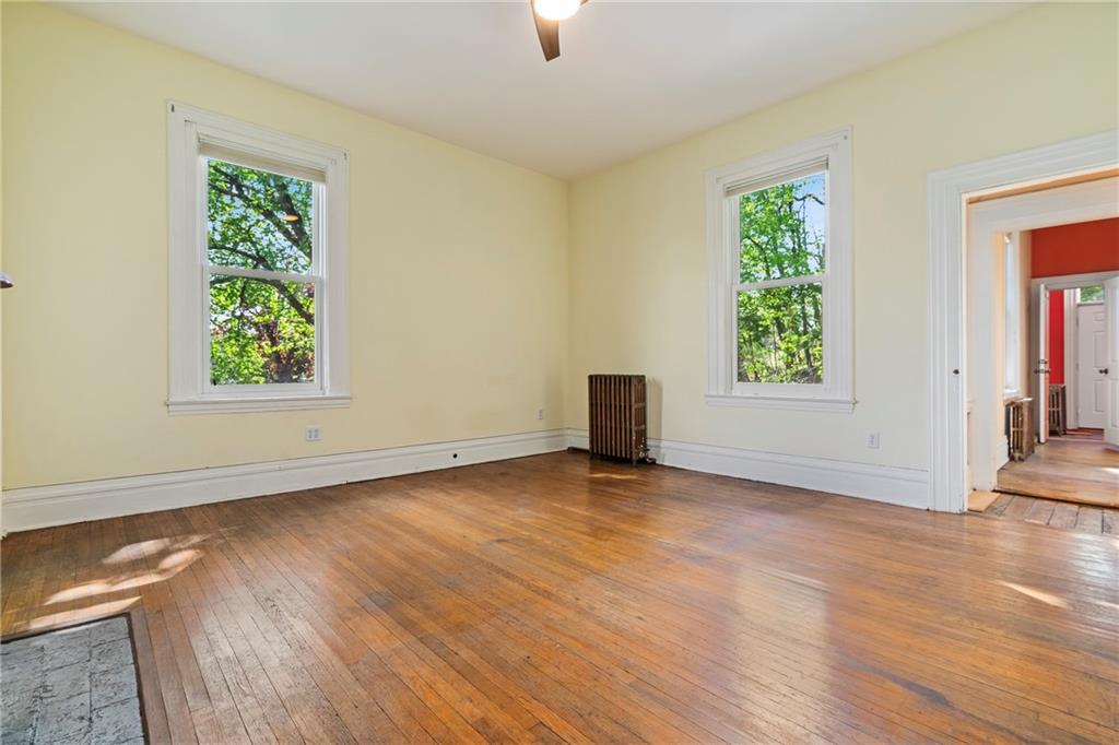 2738 Mt Royal Road Pittsburgh, PA 15217 - Photo 18 of 30