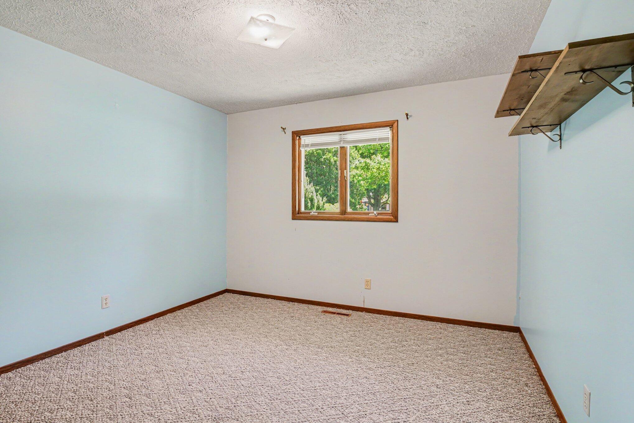 1549 Trebor Road St. Joseph, MI 49085 - Photo 20 of 26 back bedroom