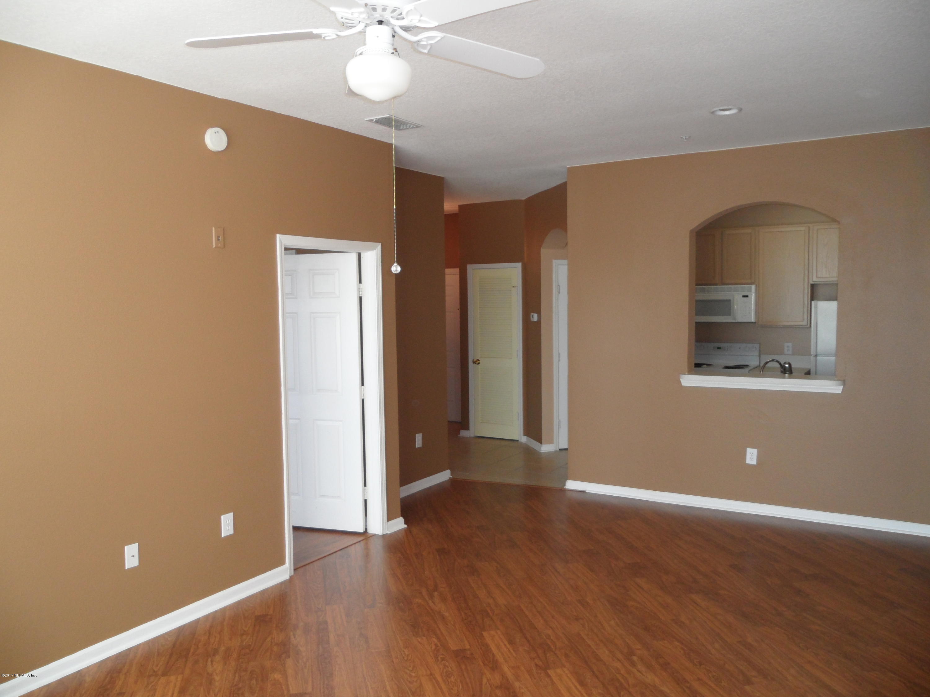 10550 Baymeadows Road, Unit 427 Jacksonville, FL 32256 - Photo 8 of 34 SAM_1679