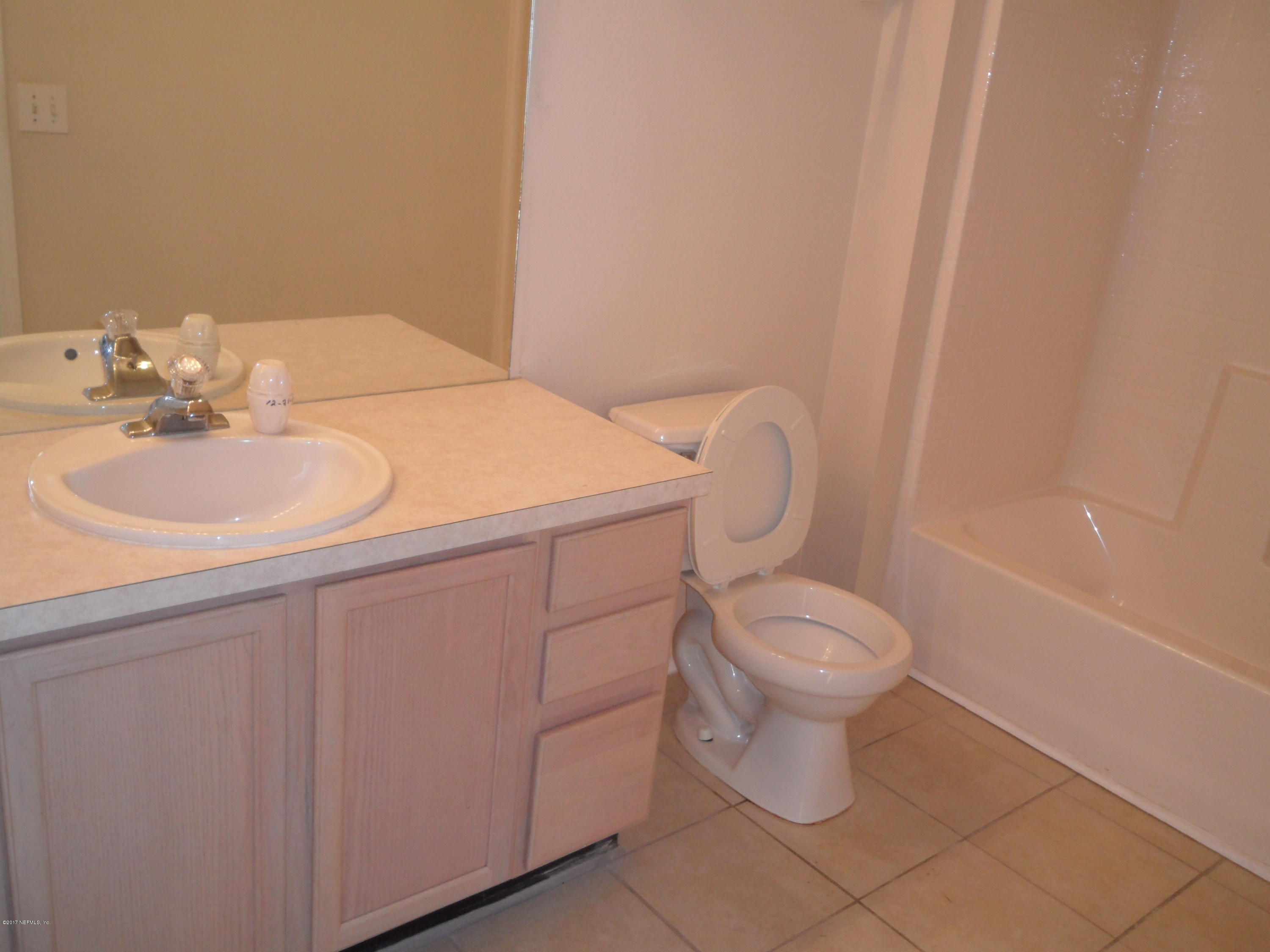 10550 Baymeadows Road, Unit 427 Jacksonville, FL 32256 - Photo 10 of 34 SAM_1589