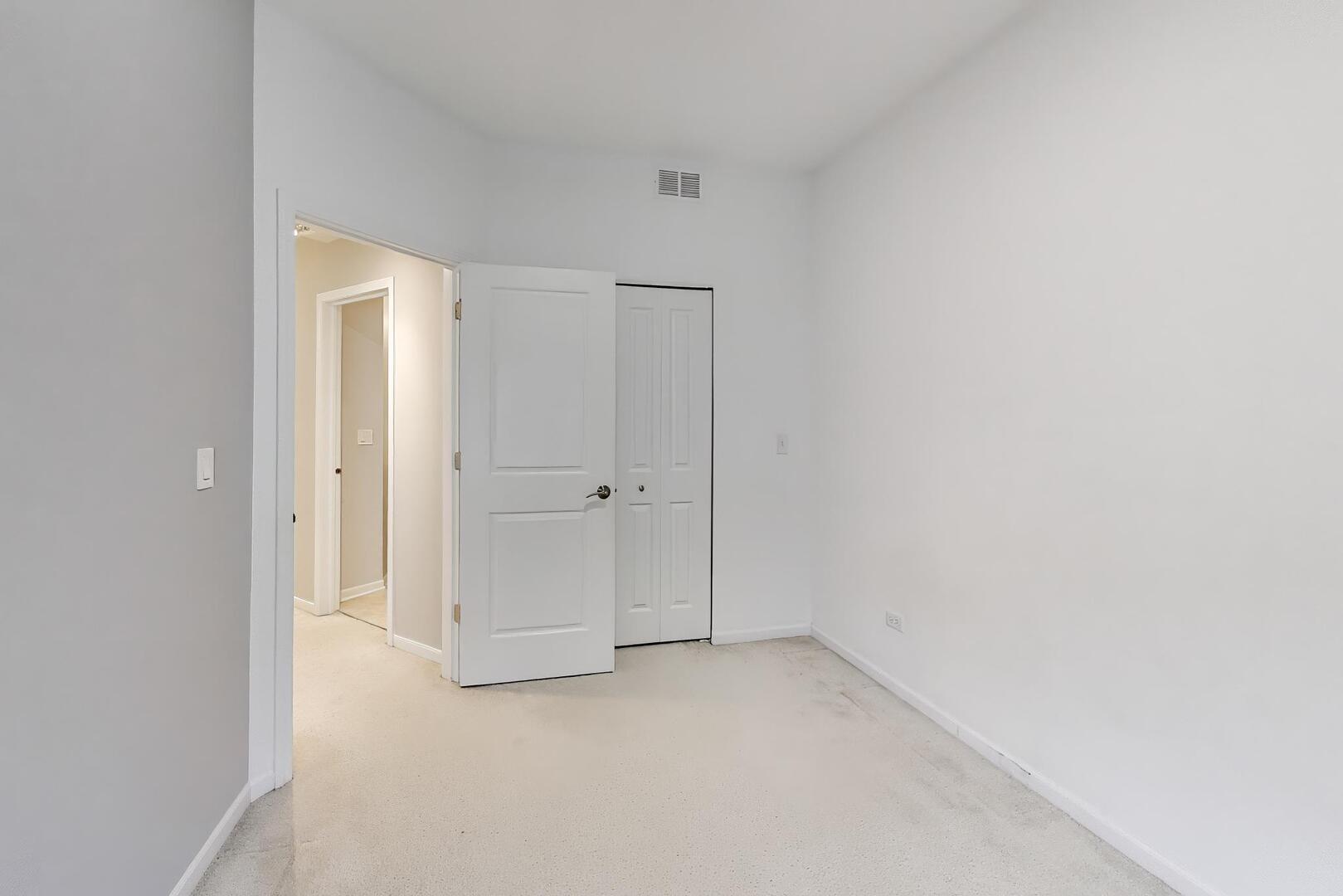 3625 South Morgan Street, Unit C Chicago, IL 60609 - Photo 28 of 44 a view of room