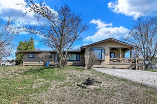 $225,000 | 122 Edgewood Drive, Bedford, IN 47421