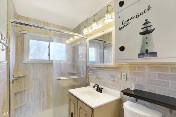 $225,000 | 122 Edgewood Drive, Bedford, IN 47421
