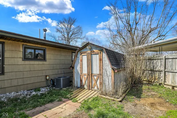 $225,000 | 122 Edgewood Drive, Bedford, IN 47421