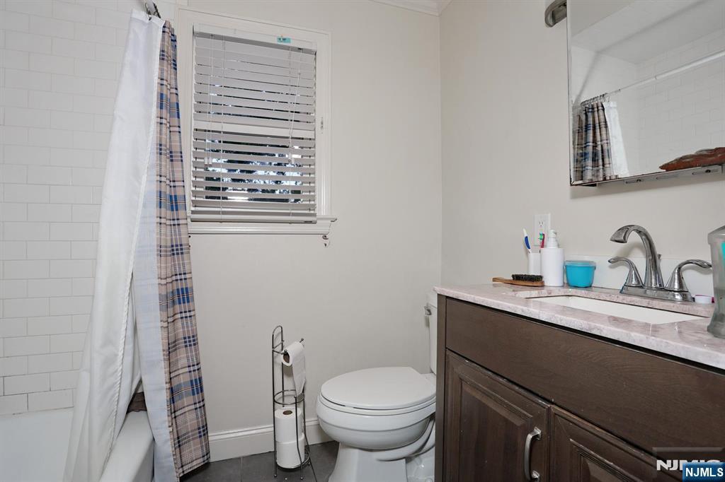 45 Webster Street Ridgefield Park, NJ 07660 - Photo 9 of 40