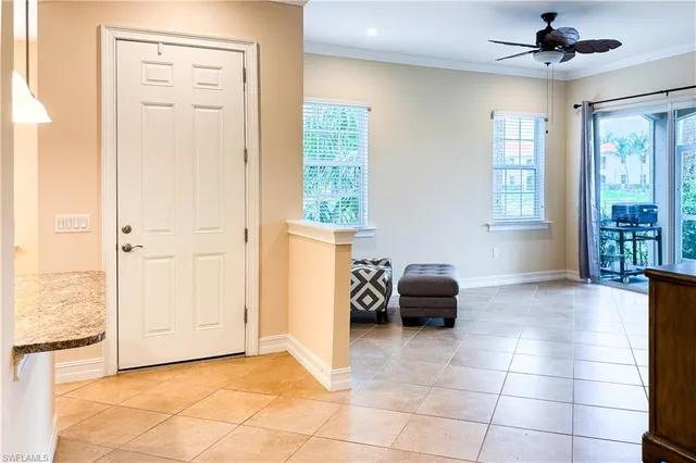 a view of a livingroom with furniture