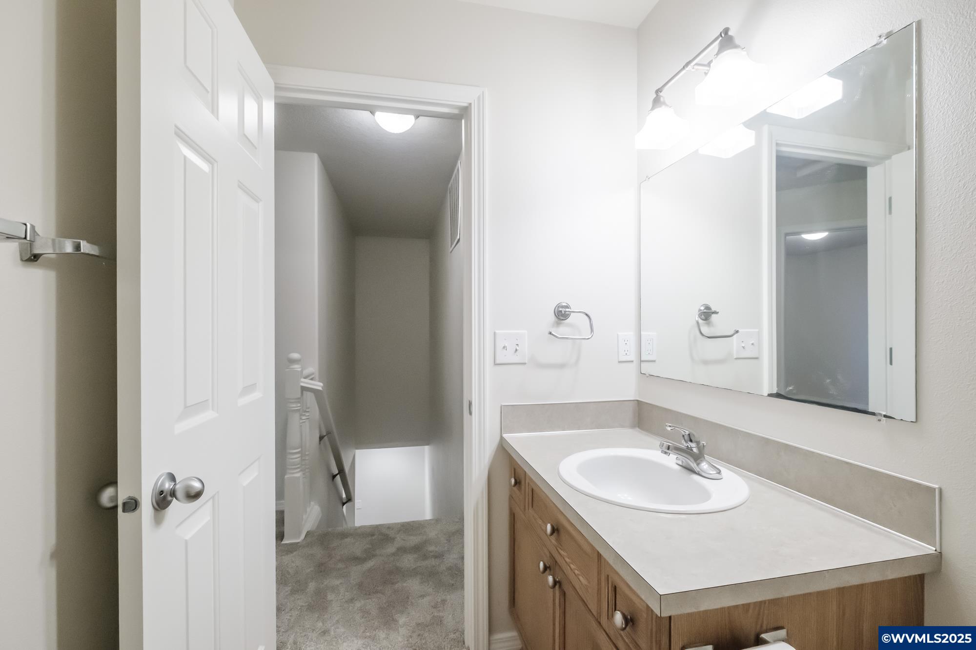 1802 Baxter Road Southeast Salem, OR 97306 - Photo 27 of 49 Gallery Image 27