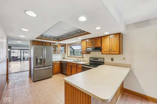 $215,000 | 5174 Greensview Way, Avon, IN 46123