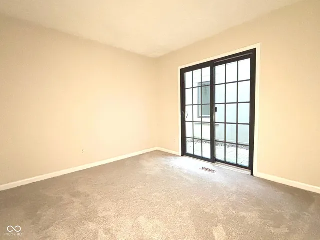 $215,000 | 5174 Greensview Way, Avon, IN 46123