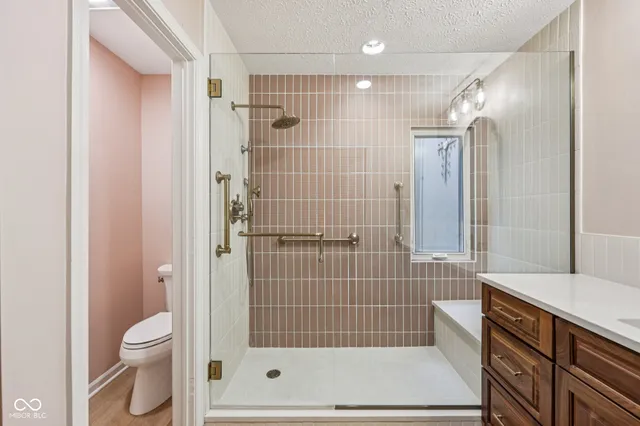 $215,000 | 5174 Greensview Way, Avon, IN 46123