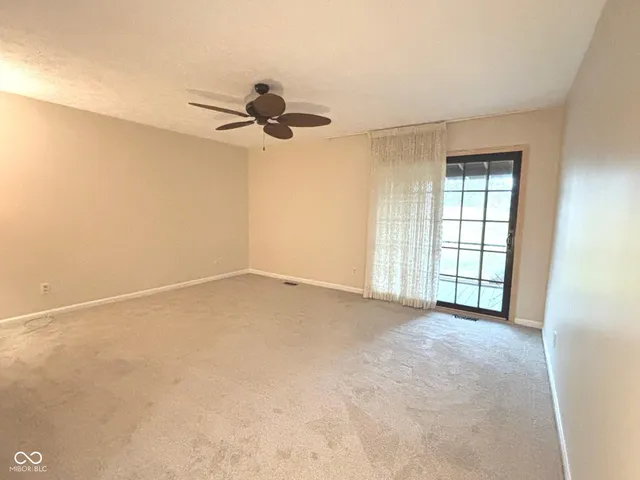 $215,000 | 5174 Greensview Way, Avon, IN 46123