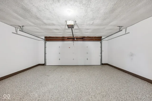 $215,000 | 5174 Greensview Way, Avon, IN 46123