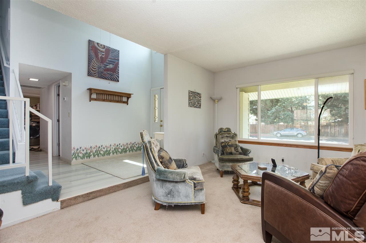 4425 Primavera Avenue Reno, NV 89502 - Photo 7 of 15 Photo 7
