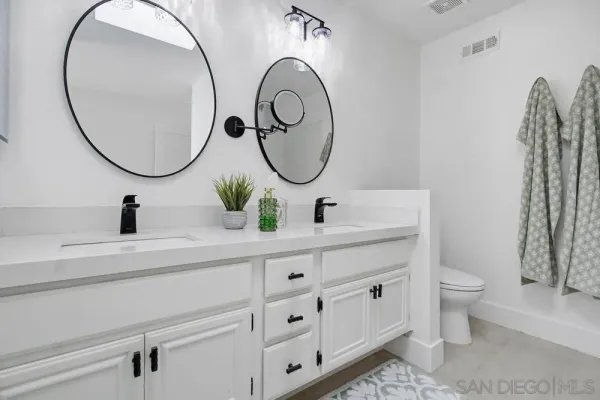 $775,000 | 12795 Via Moura, San Diego, CA 92128