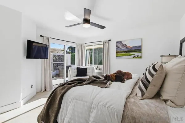 $775,000 | 12795 Via Moura, San Diego, CA 92128