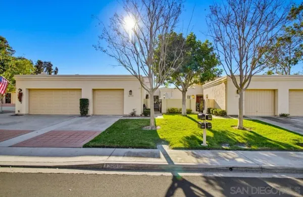 $775,000 | 12795 Via Moura, San Diego, CA 92128