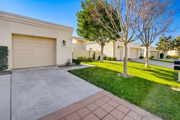 $775,000 | 12795 Via Moura, San Diego, CA 92128
