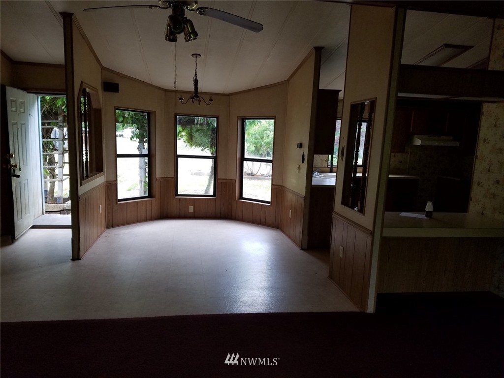 1010 East Mikkelsen Road Shelton, WA 98584 - Photo 9 of 16