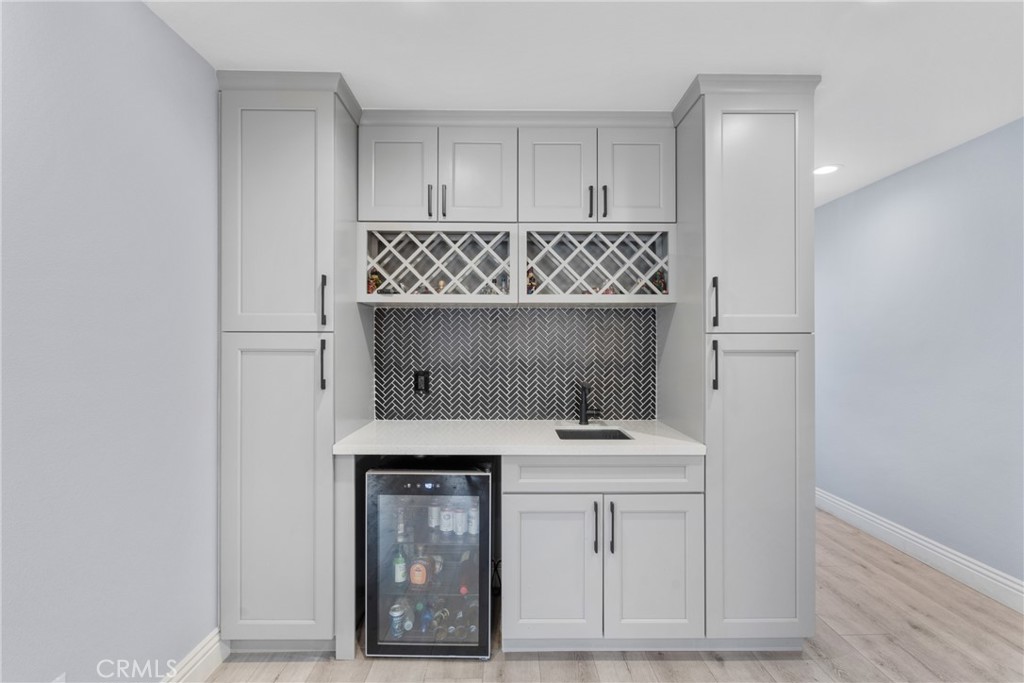 609 La Seda Road La Puente, CA 91744 - Photo 12 of 34 a hallway with washer and dryer