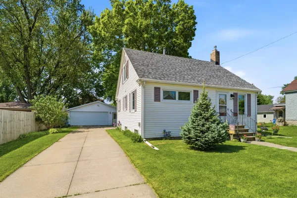 $245,000 | 1341 Otter Avenue, Oshkosh, WI 54901